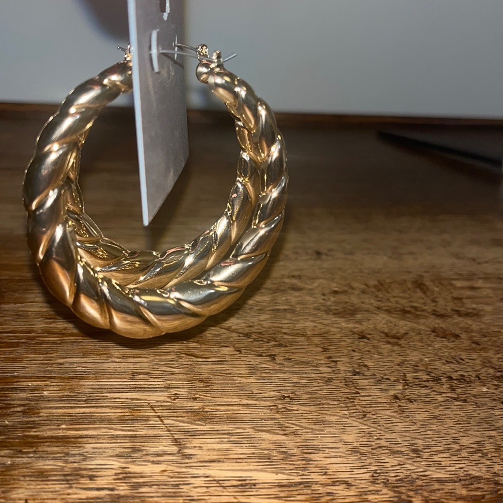 textured hoops
